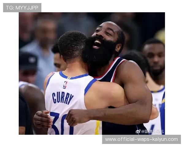 快船五巨头磨合仍失败，哈登怒摔毛巾